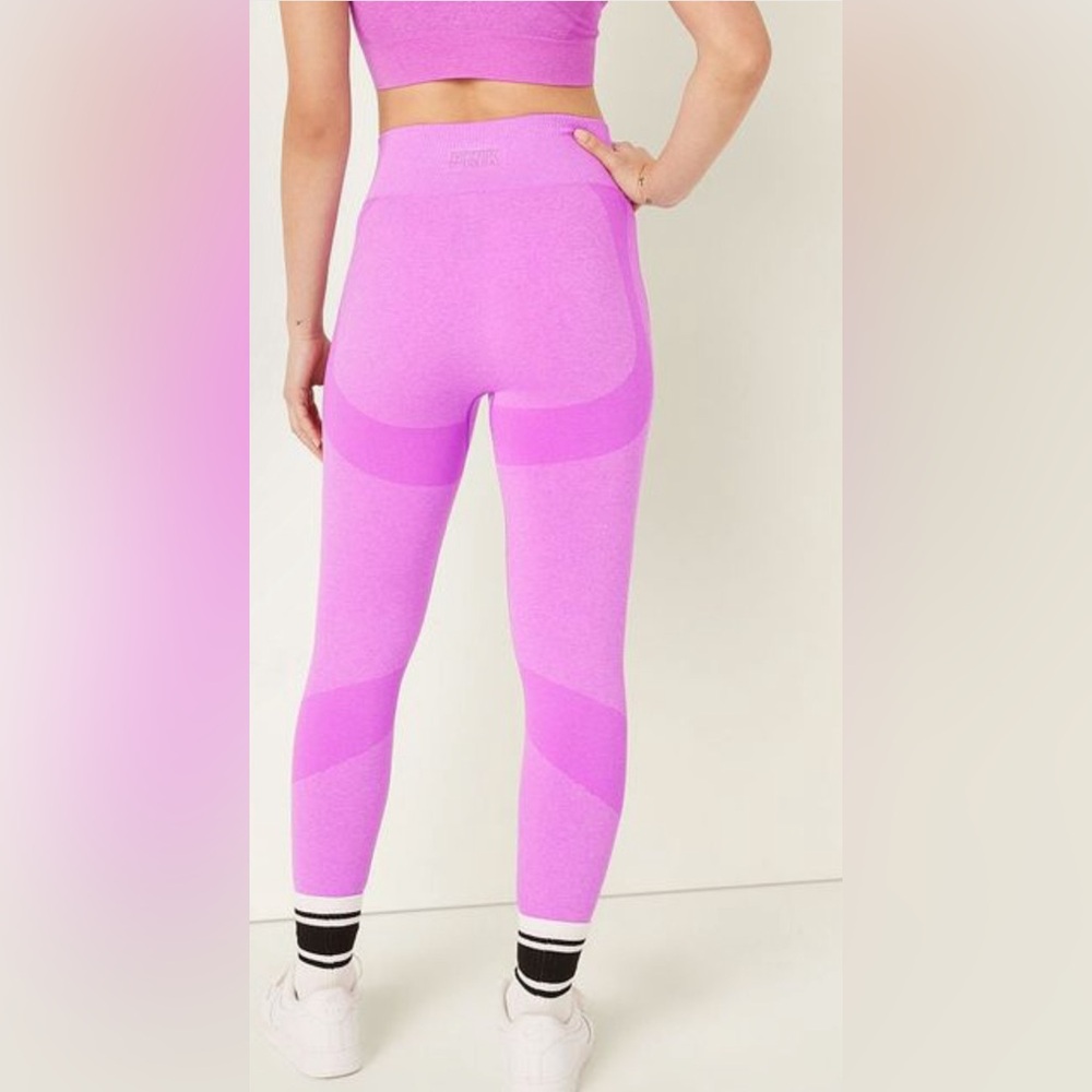 VS PINK SEAMLESS LEGGINGS NWT - Picture 2 of 12